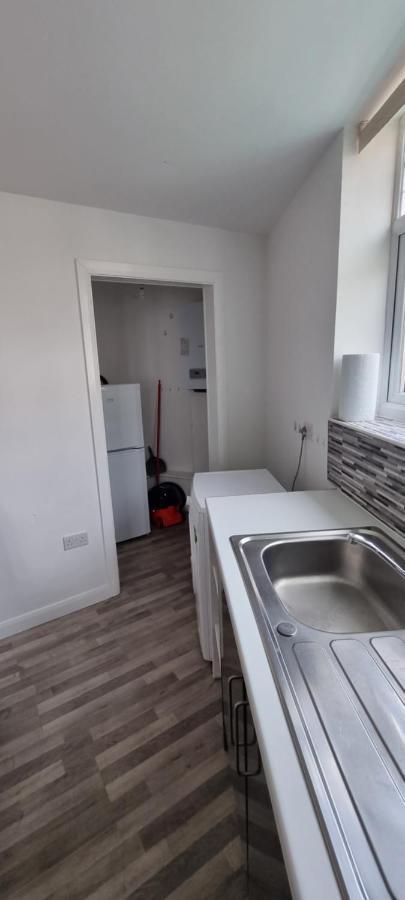 Vh Premier Flat 3 Apartman Gillingham  Kültér fotó