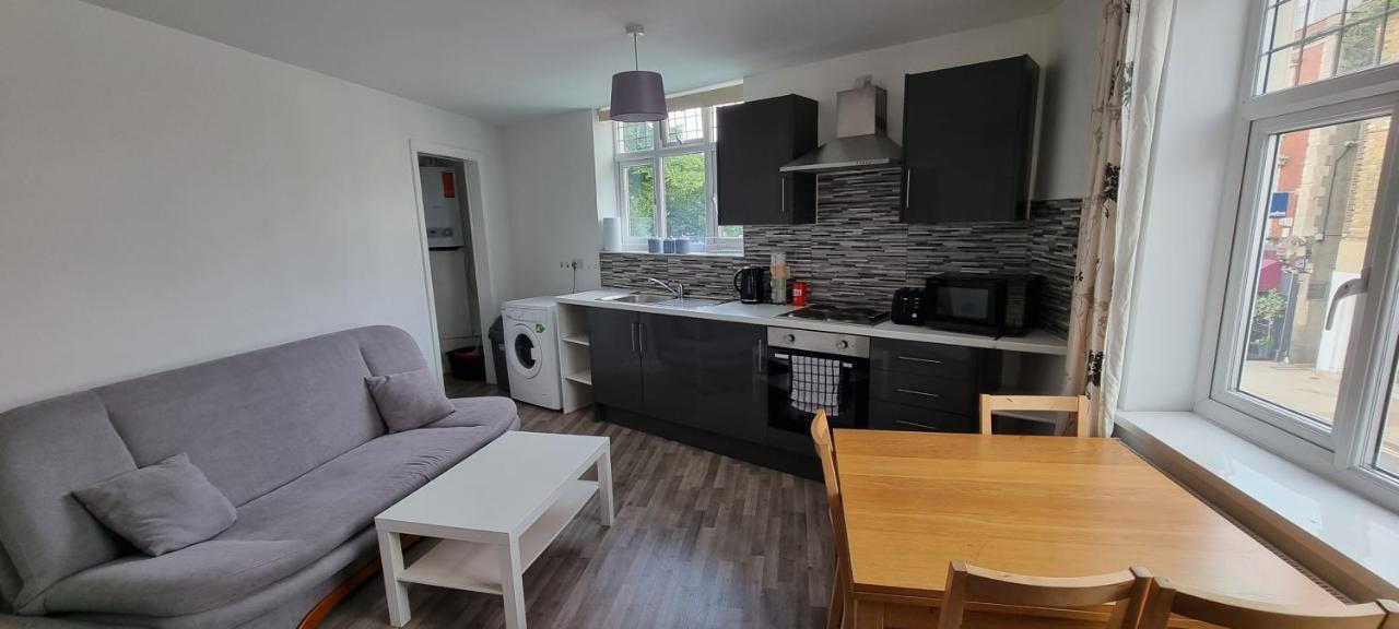 Vh Premier Flat 3 Apartman Gillingham  Kültér fotó